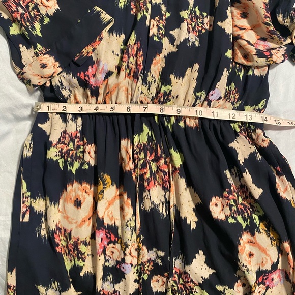 Daniel Rainn Floral tie waist dress, Size M 🎀 - Picture 12 of 13